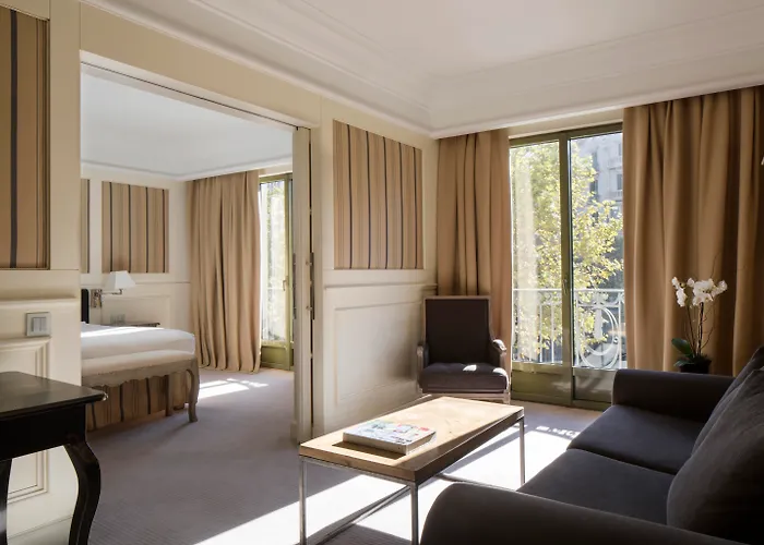 Top Hotels in Barcelona's Vibrant City Centre