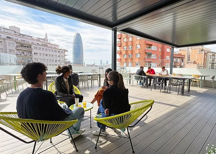albergue barcelona barato
