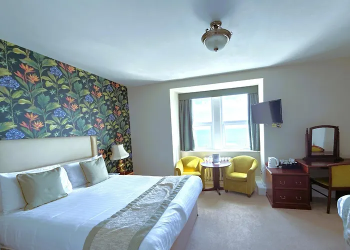 Top Hotels in Paignton for a Seaside Holiday