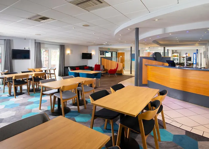 Best hotels Peterborough railway station area