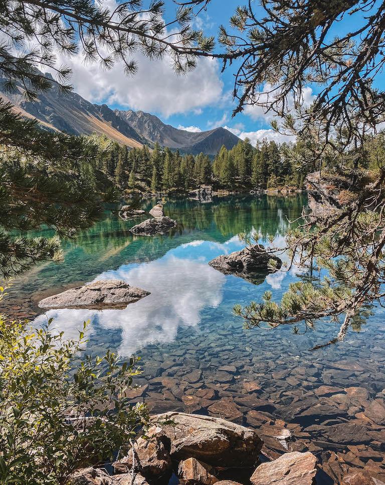 Saoseo See Berge
